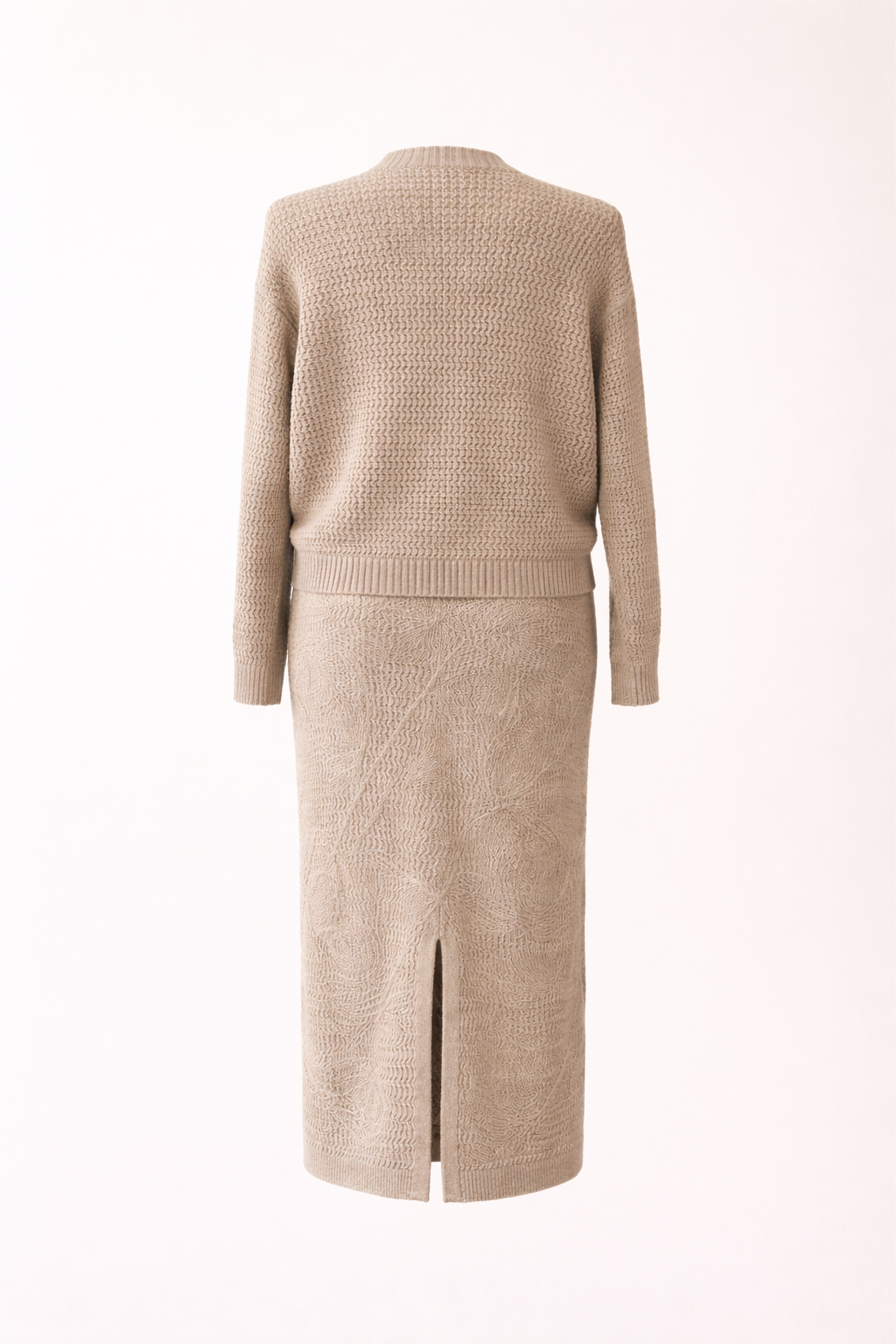 Essenza Intrecciata Suit